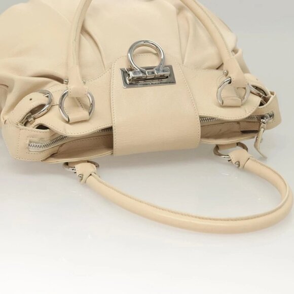 Salvatore Ferragamo Gancini Hand Bag Leather Ivory Silver Auth 132891 - Picture 8 of 16